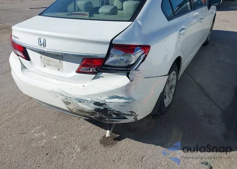 2015 Honda Civic Lx z USA, uszkodzony, nr VIN 19XFB2F53FE285604